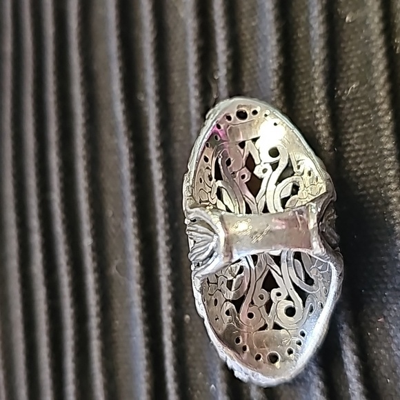 Silver ring with red coral - Picture 3 of 5